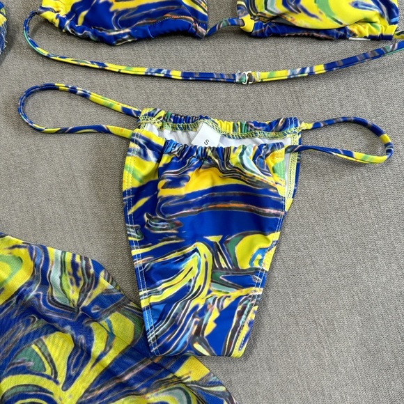 NWOT 3 Piece Bikini Set and Coverup - Picture 10 of 15